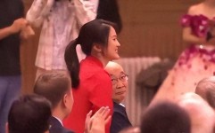 欧洲自由游泳海滩图片羽毛球运动简单介绍游泳运动项目简介